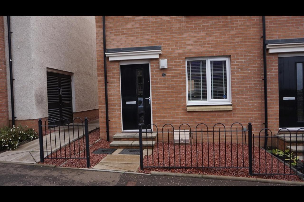 Casa vacanze Peaceful, Lovely And Modern, Entire House Edimburgo